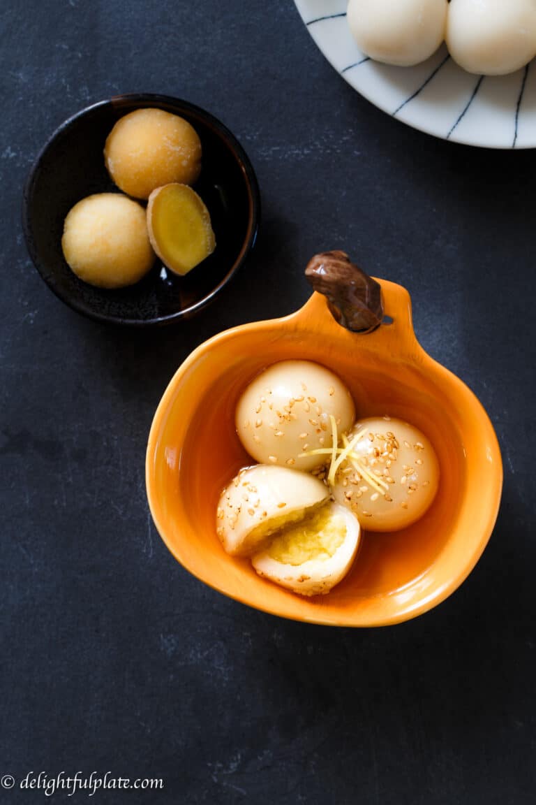 Vietnamese Glutinous Rice Balls in Ginger Syrup (Che troi nuoc)