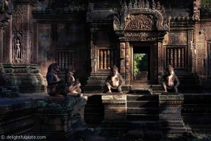 Must See in Siem Reap - Banteay Srei temple built from pink sandstones