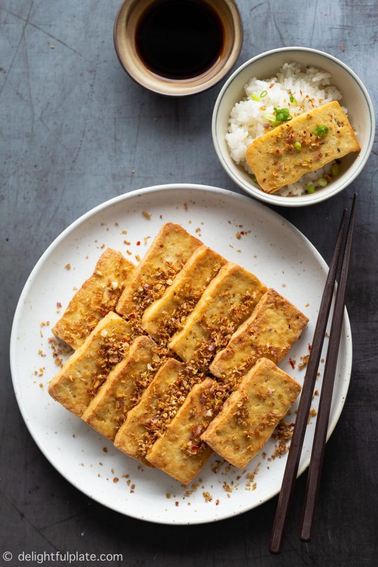 Vietnamese Lemongrass Chili Tofu (Dau Hu Chien Sa Ot)