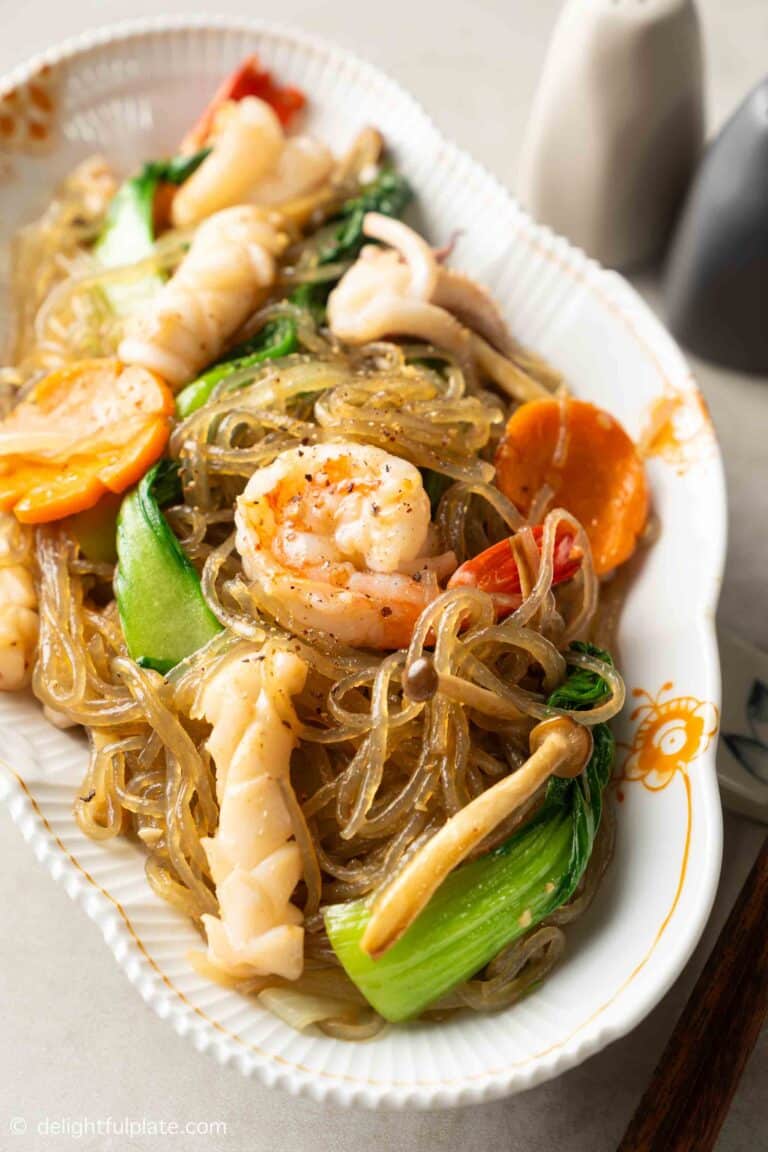 Stir-fried Glass Noodles with Seafood